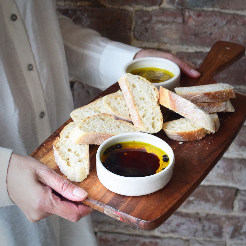 Bread dipping board with oils